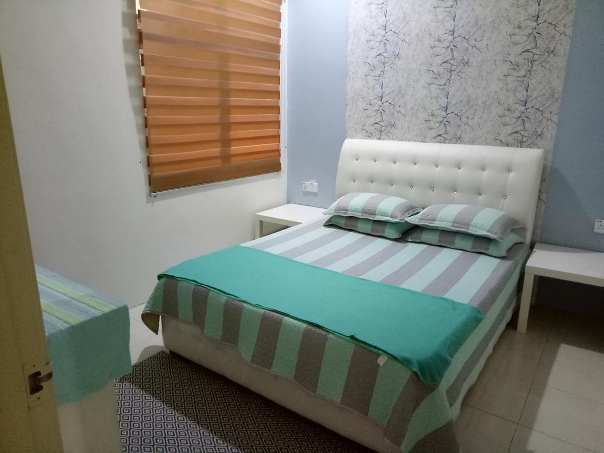 Miker Homestay Seri Iskandar Exterior foto